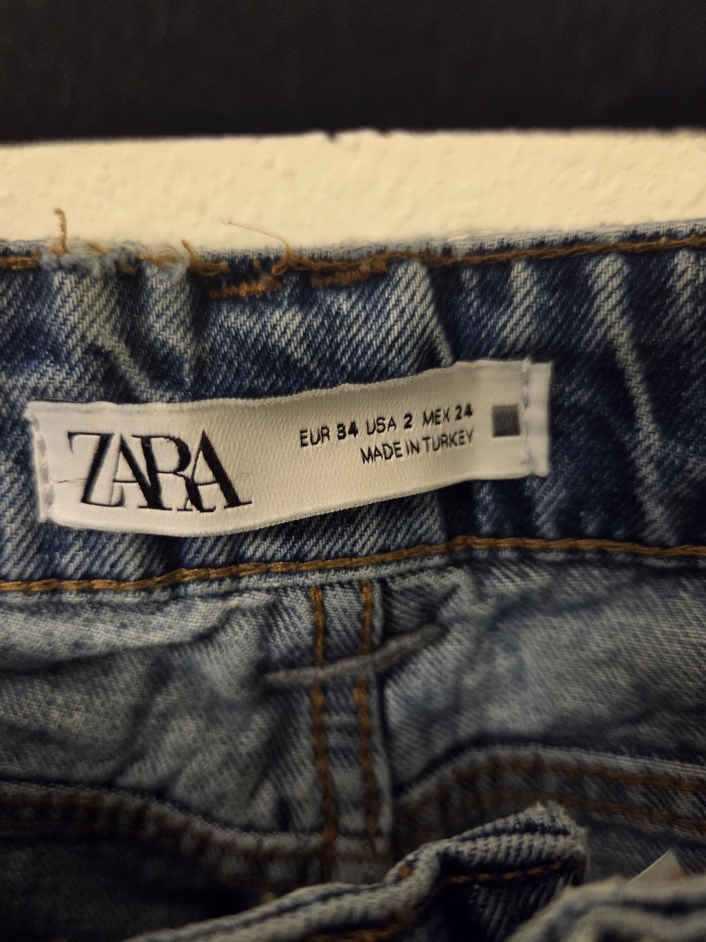 Zara Vintage Wear Blue Straight-Leg Jeans - Picture 3 of 7